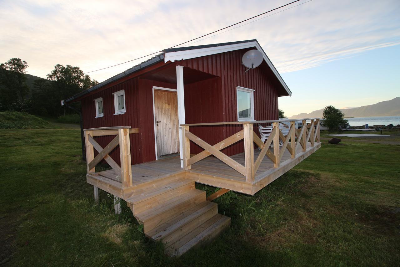 Toftenes Sjohuscamping Alsvag Exterior photo